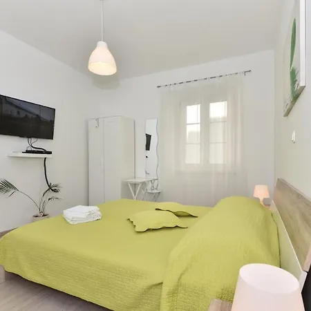 Guest house Old Town 4*