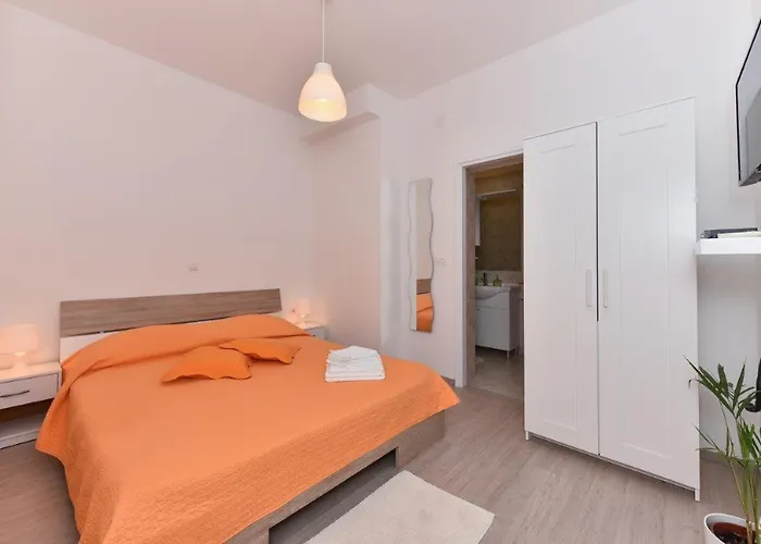 Gostinjska kuća Old Town 4*